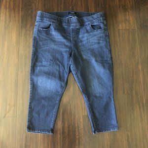 Torrid Denim capri size3 strecth wiastband
